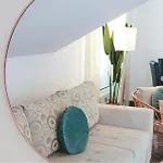 Apartamento Awesome In *